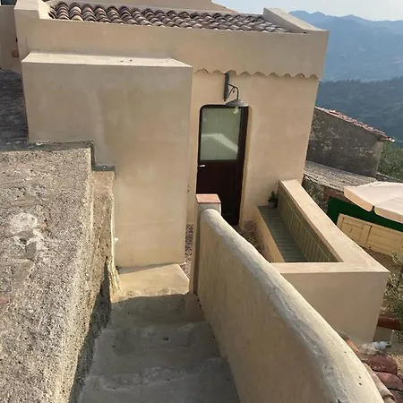 La Casina Di Venere * Savoca